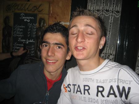 un petit  coup au bar